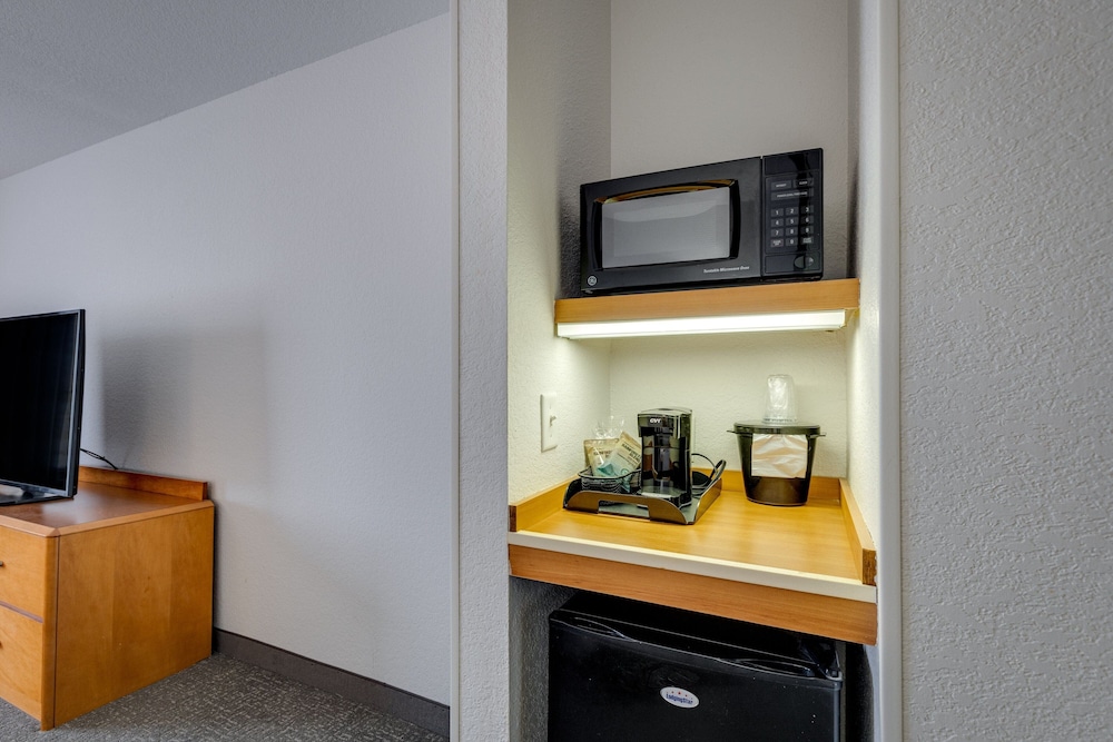 Fairfield Inn And Suites By Marriott Lawton 63/64