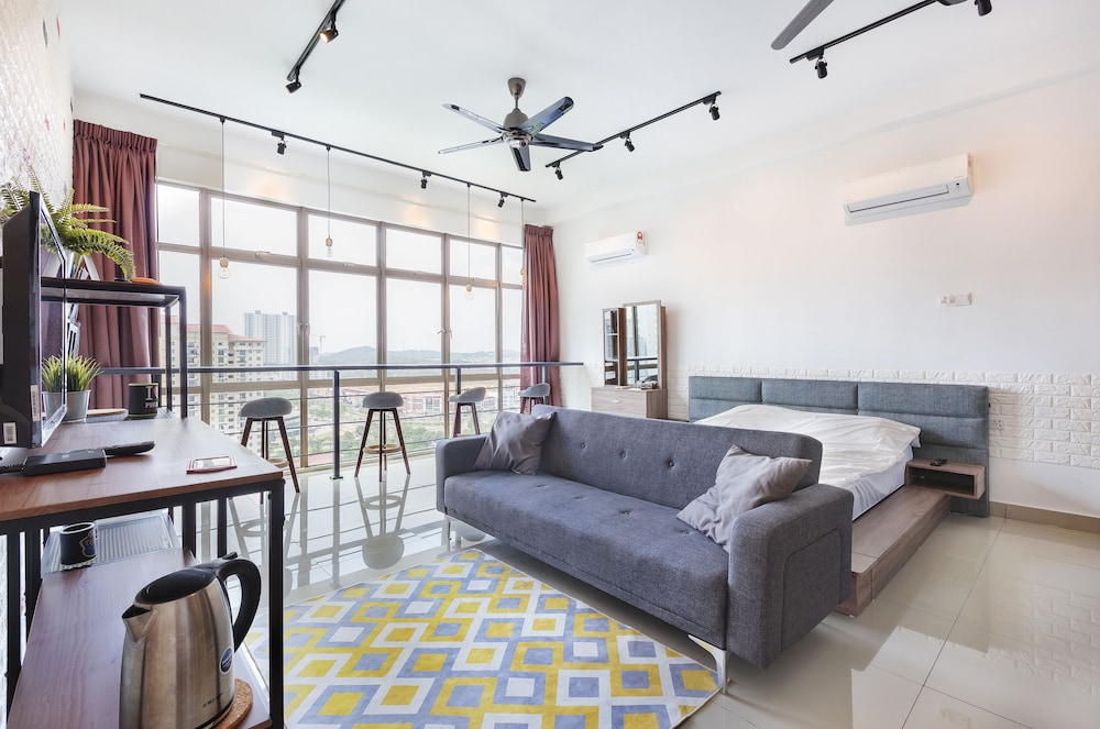 Palazio Serviced Apartment 25/50