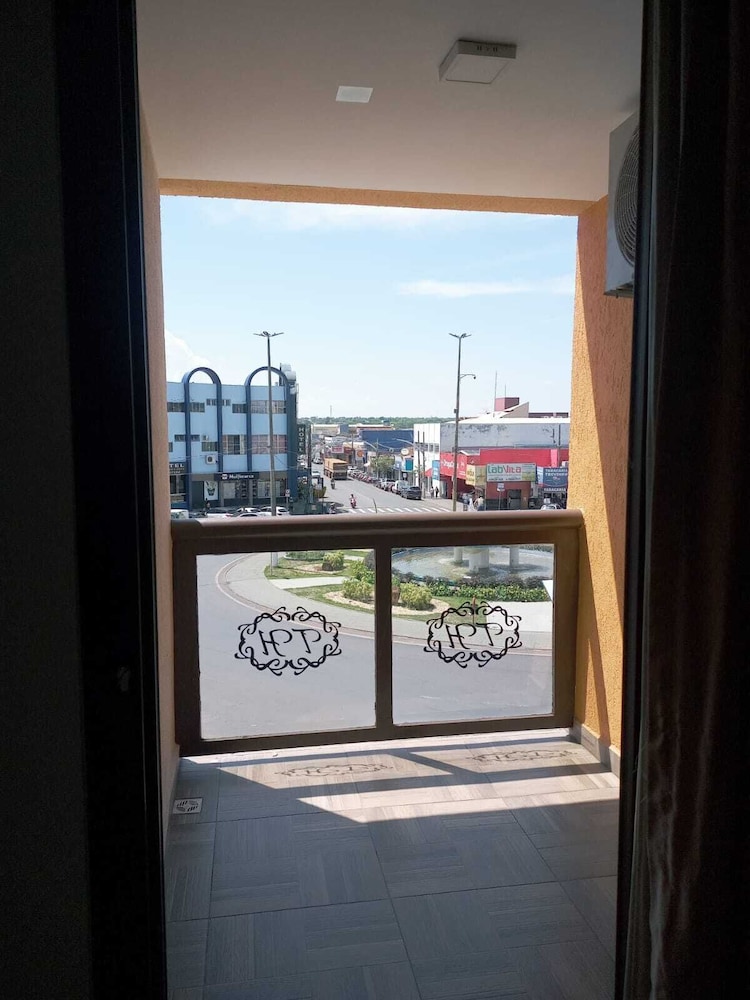Tawfiq's Palace Hotel 5/25