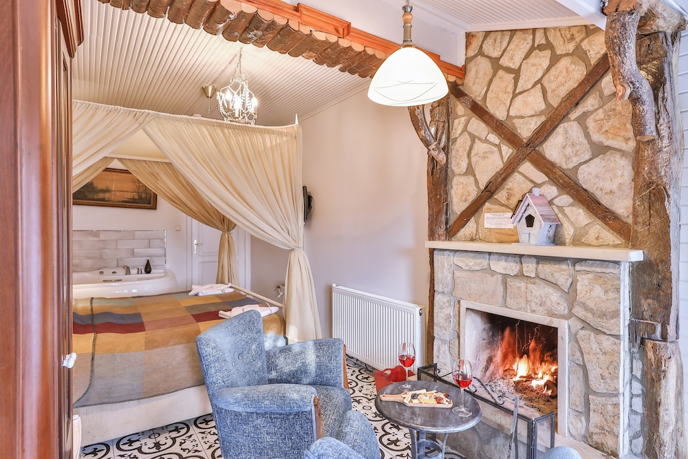 Agva Park Mandalin Hotel 3/50