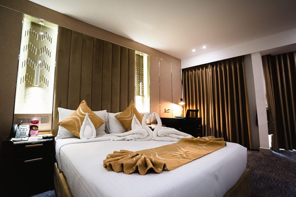 Unique Regency Hotel Dhaka 19/65