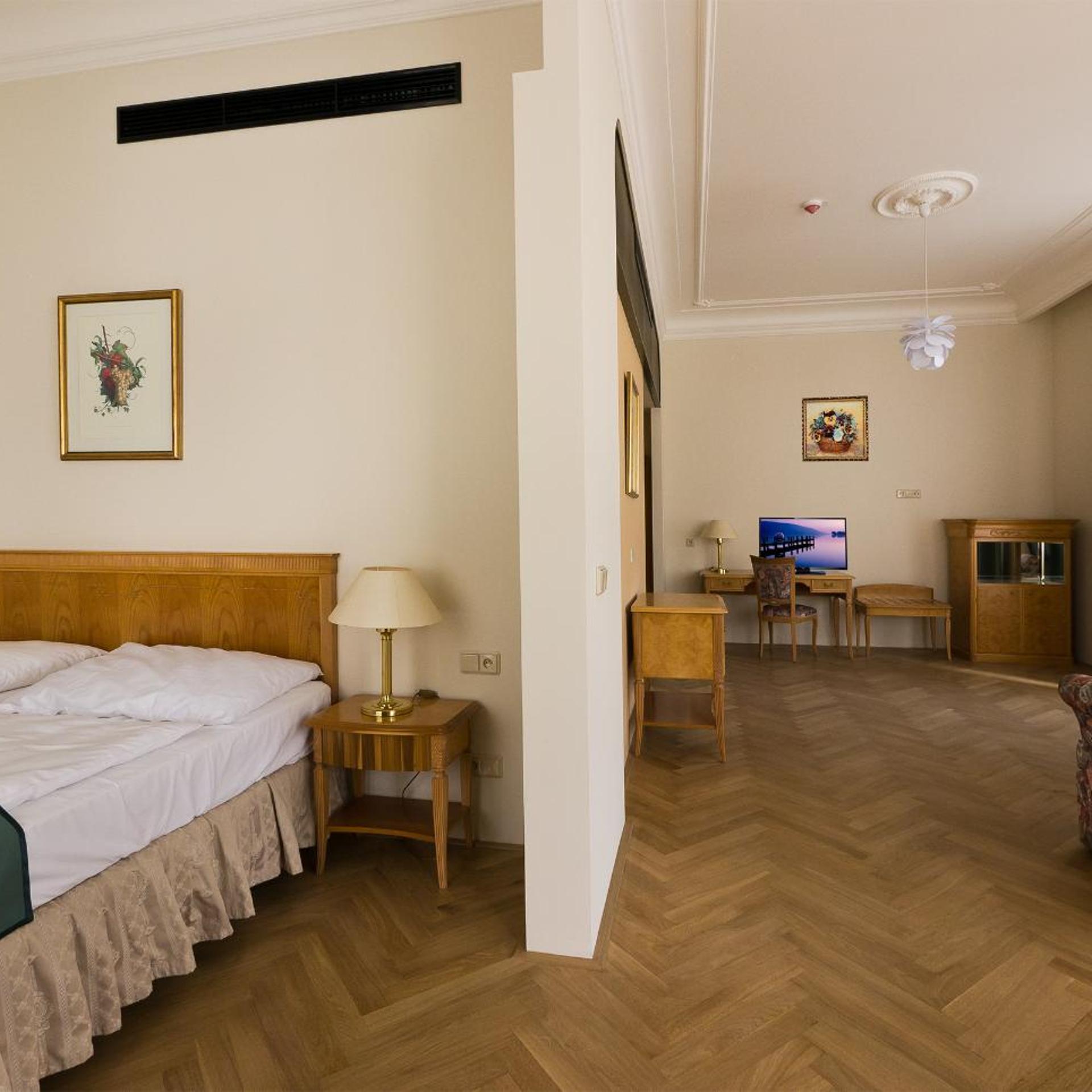 جناح جونيور بسرير مزدوج، Grandhotel Ambassador Narodni Dum 3/5