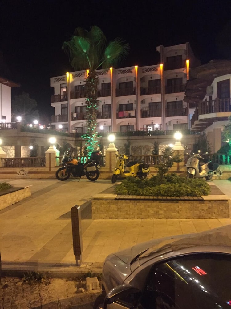 Ates Otel Akyaka 4/46