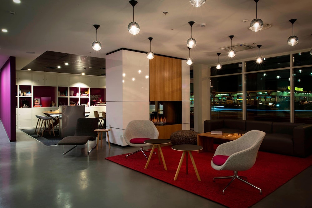 Lobby at MOXY MILAN MALPENSA AIRPORT, SOMMA LOMBARDO