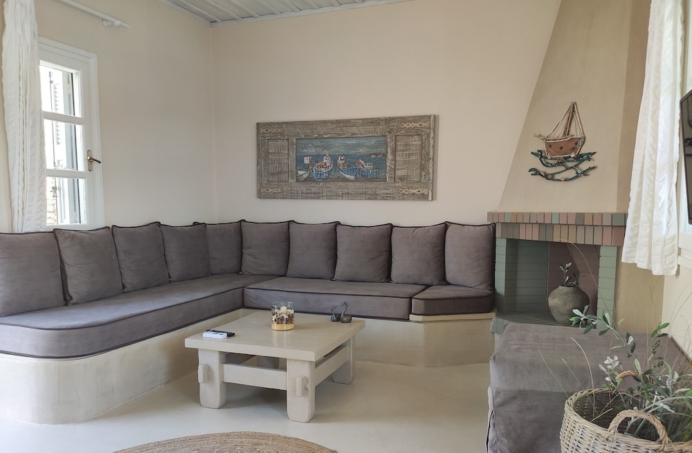 Porto Koundouros Villas 25/50