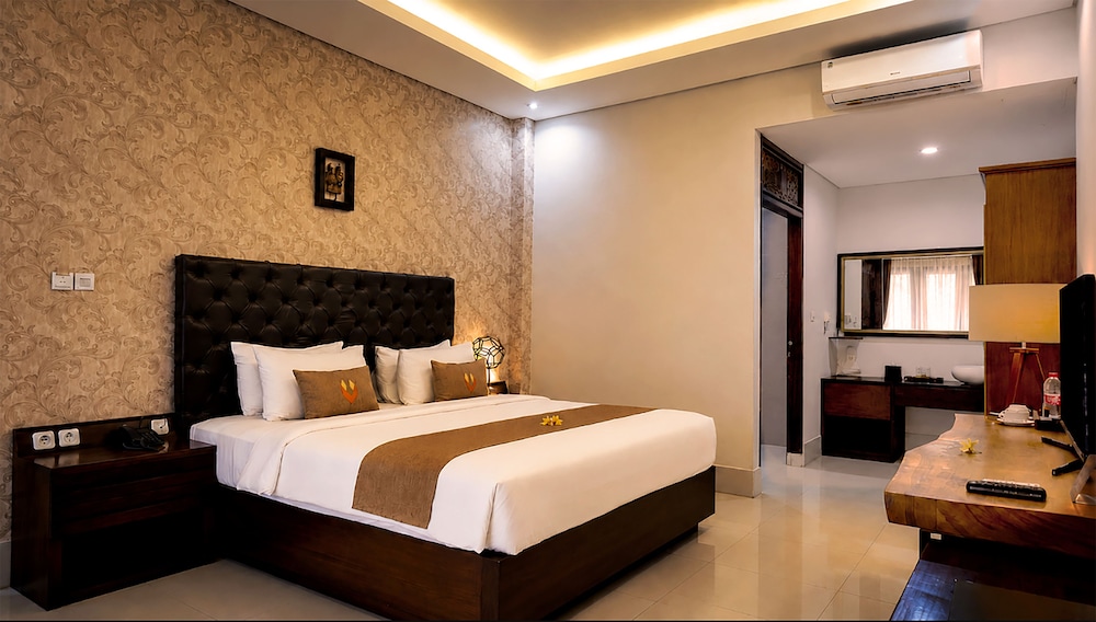 غرفة ديلوكس بسرير كينج بإطلالة على المسبح، The Visala Boutique Suites Seminyak 3/10
