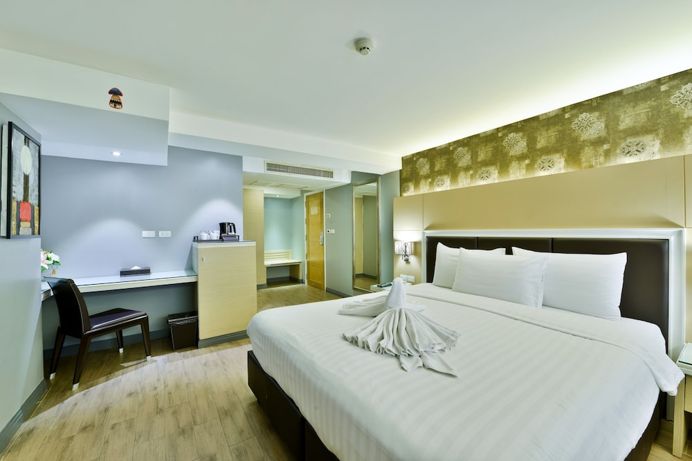Prestige Suites 24/42