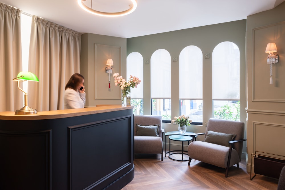 Hotel Aston 7/50