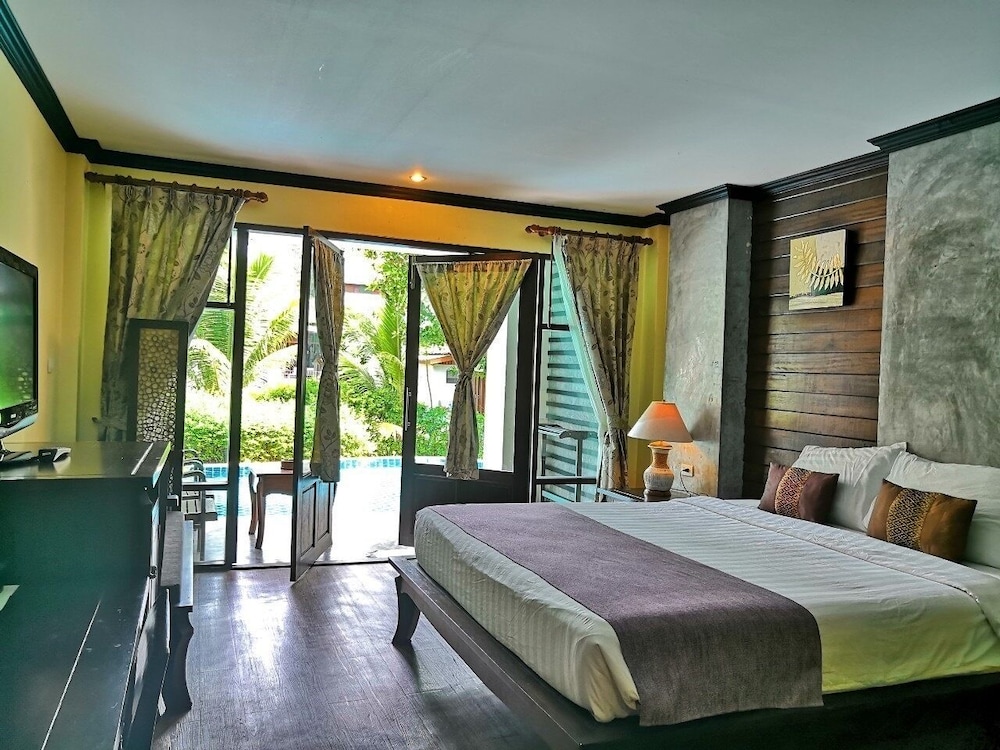 Room, Double Bed, Beach Side, Pool Access