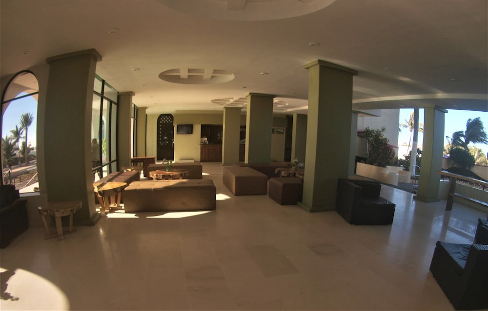 HOTEL HACIENDA MAZATLAN 13/64