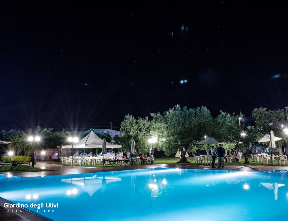 Giardino Degli Ulivi 6/64