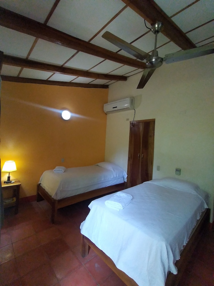 Design, Twin Beds, Garden View, Private Bathroom
