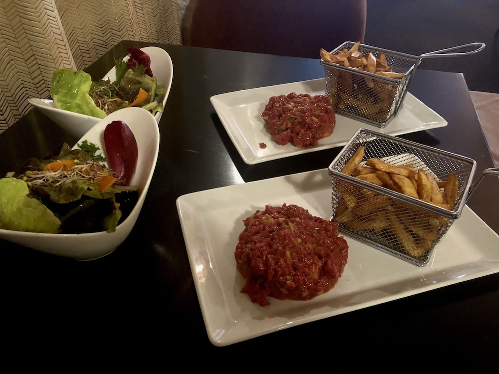 Au Cheval Blanc Hôtel Et Restaurant 37/49