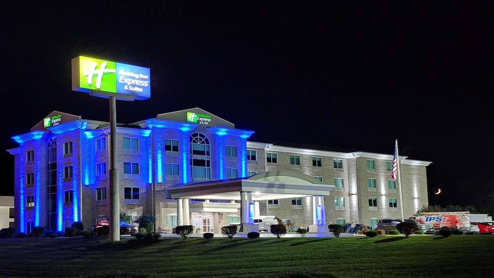 Holiday Inn Express Suites Somerset Central 4/76
