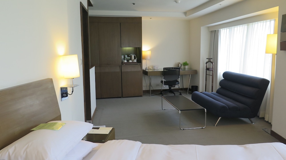 United Taipei Hotel 24/28