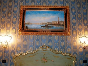 HOTEL NOEMI 30/45