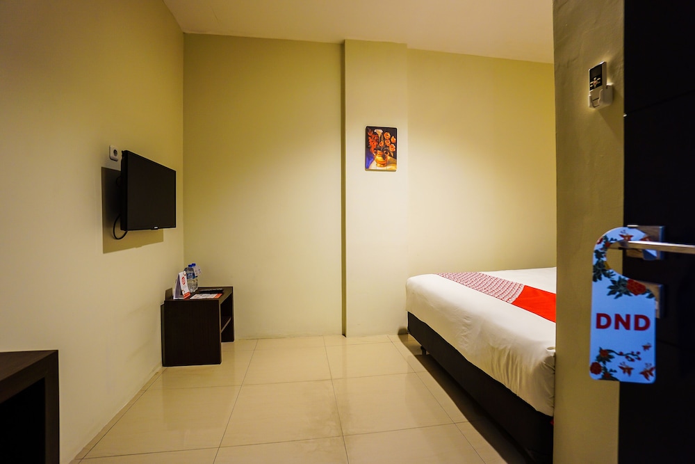 Hotel O Manado near Gereja Advent Tikala Baru formerly Rid's Hotel 31/49