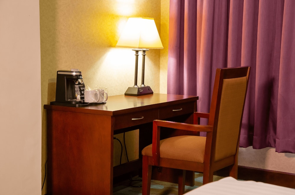 Plaza Juan Carlos Hotel 26/63