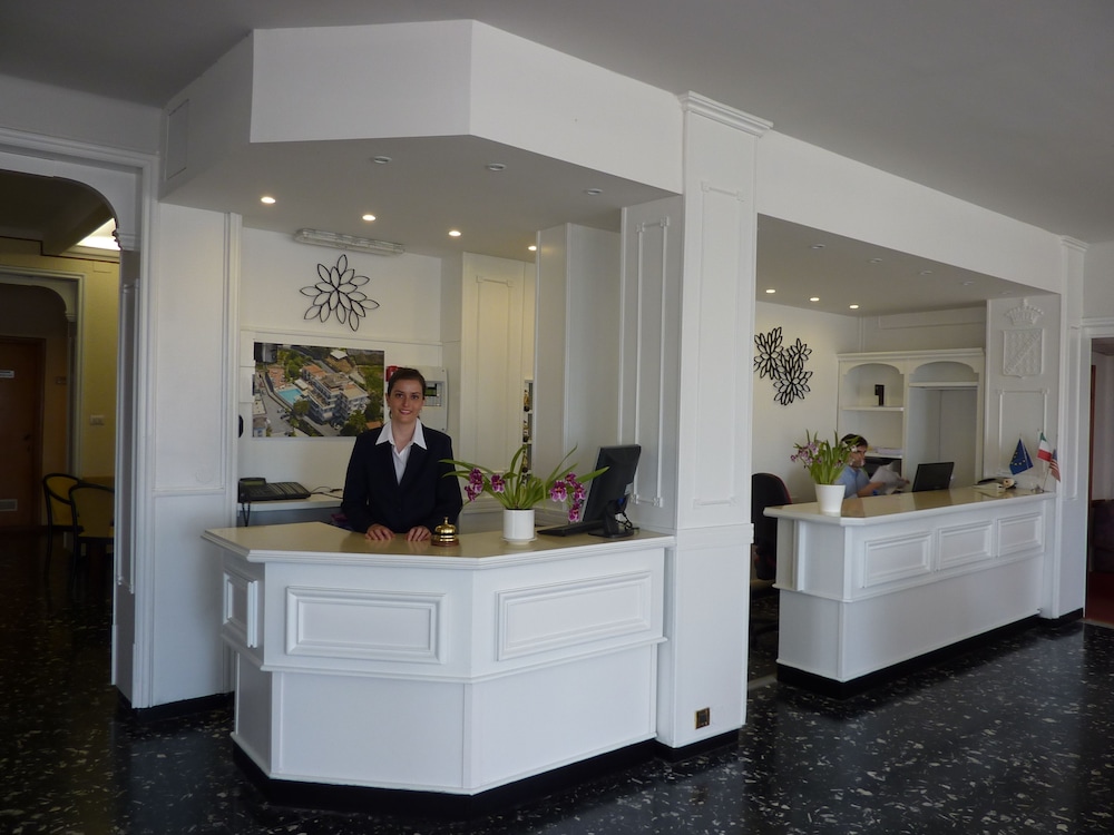 Hotel Ariston Montecarlo 3/50