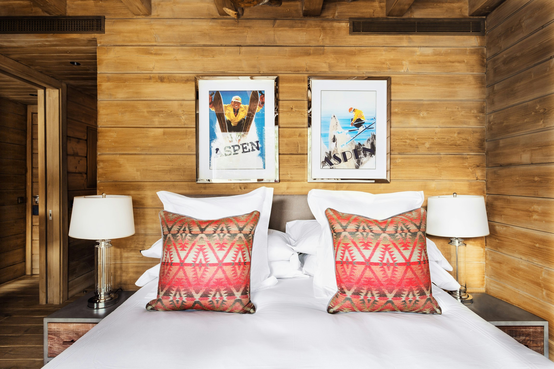 Lodge, Suite