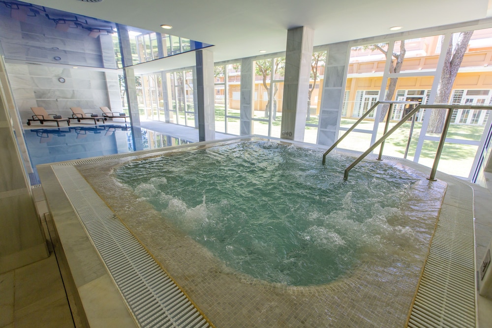 Hipotels Playa La Barrosa - Adults Only 12/46