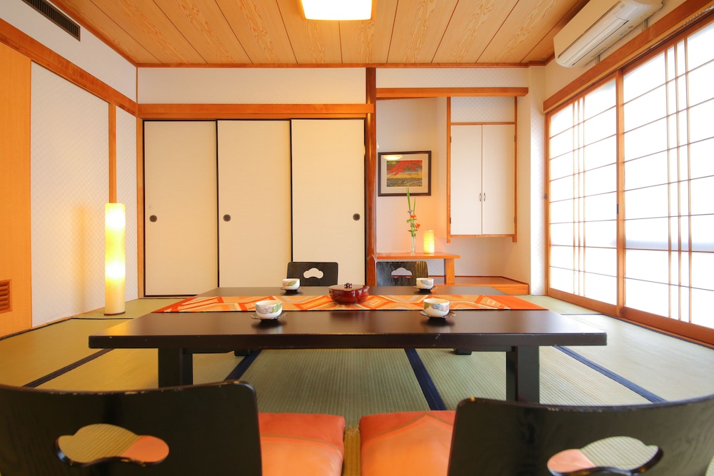 HOTEL MEIJIYA 48/66