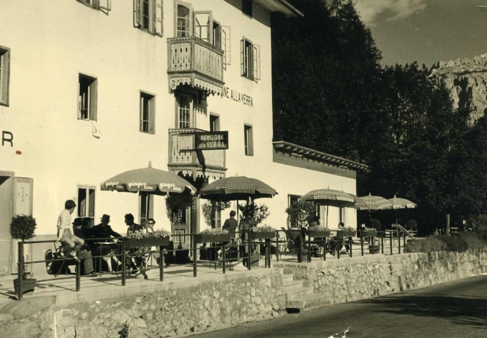 Des Alpes 41/49