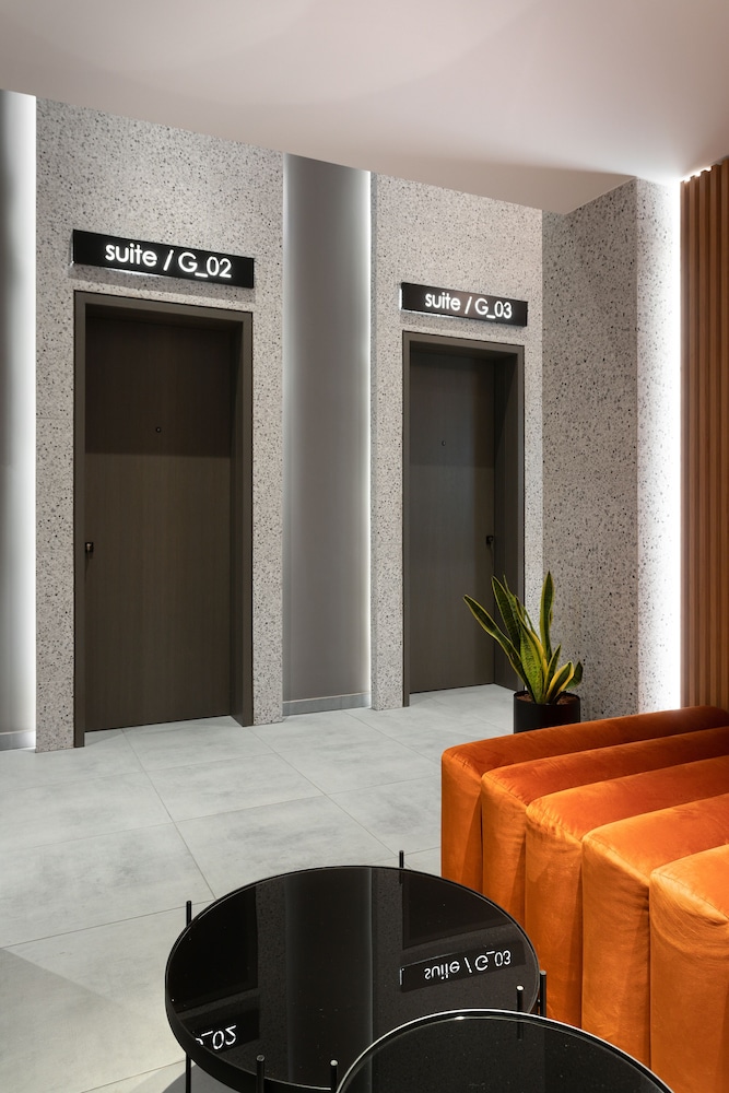 11 Enteka Acropolis Suites 6/50