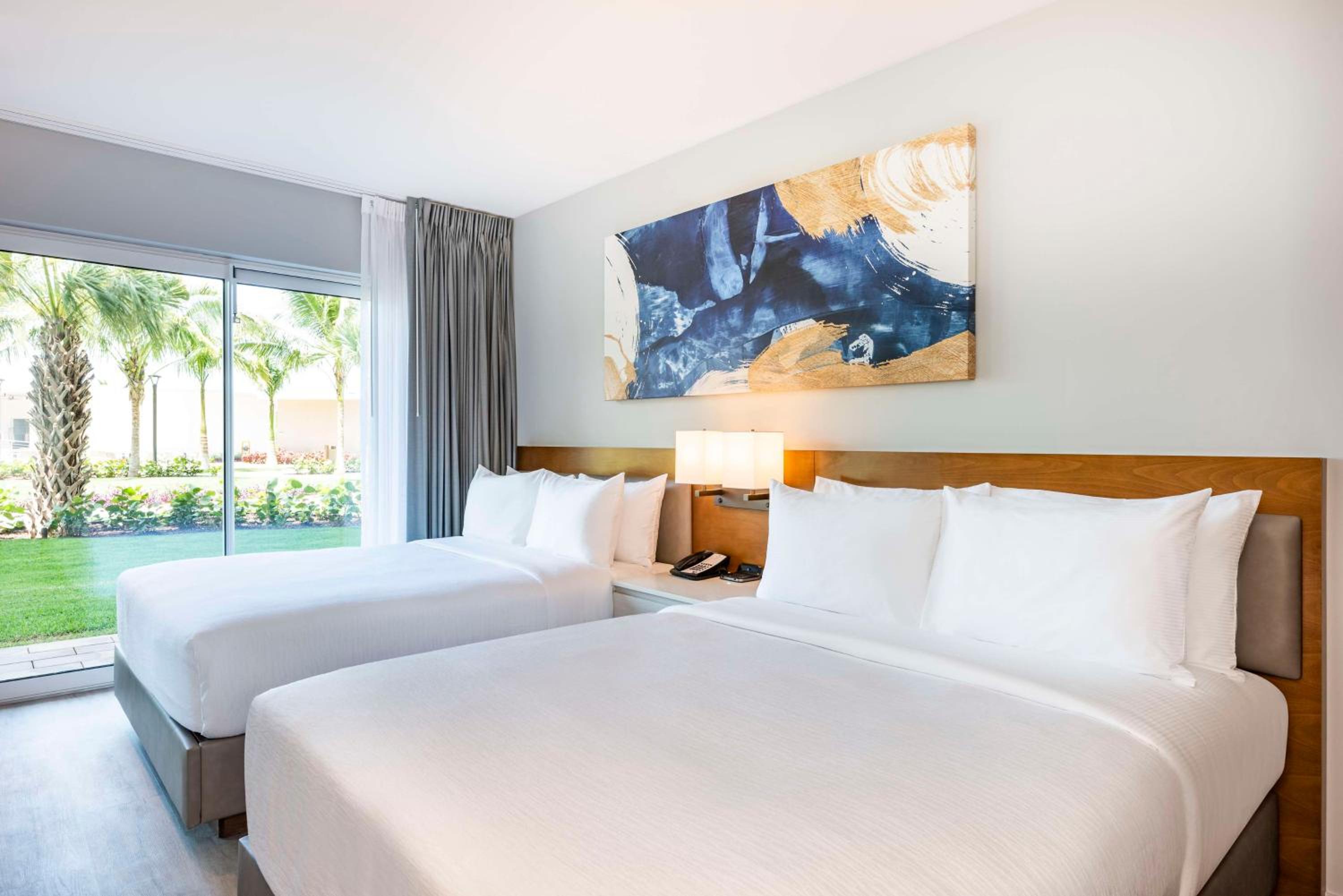 1 Bedroom, Suite, 2 Queen Beds, Pool or Patio