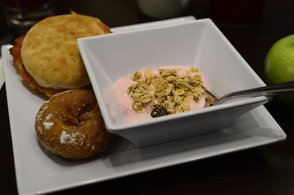 Hyatt Place Indianapolis Airport 22/65