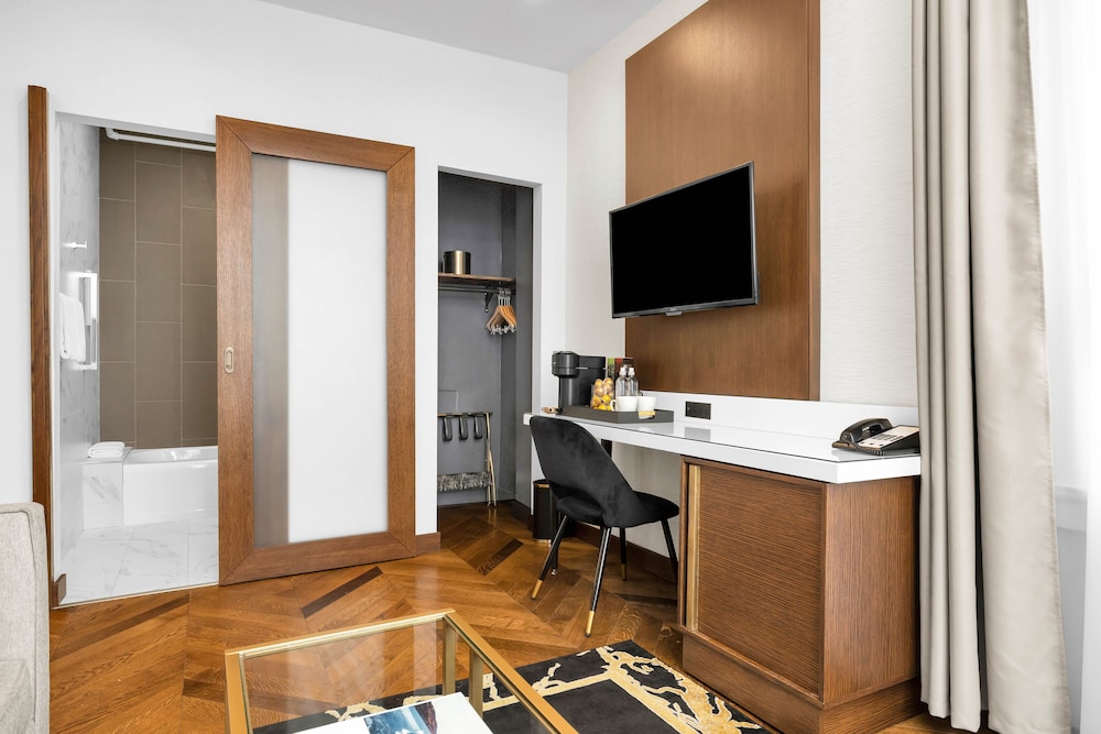 Hotel 32One 30/39