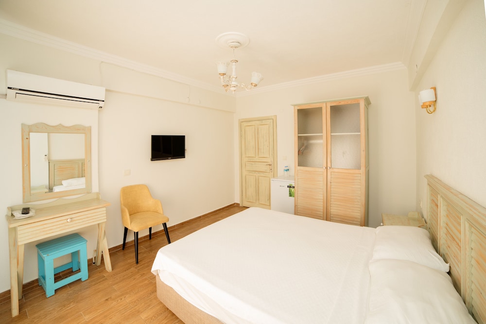 Gokceada Yakamoz Motel 15/50