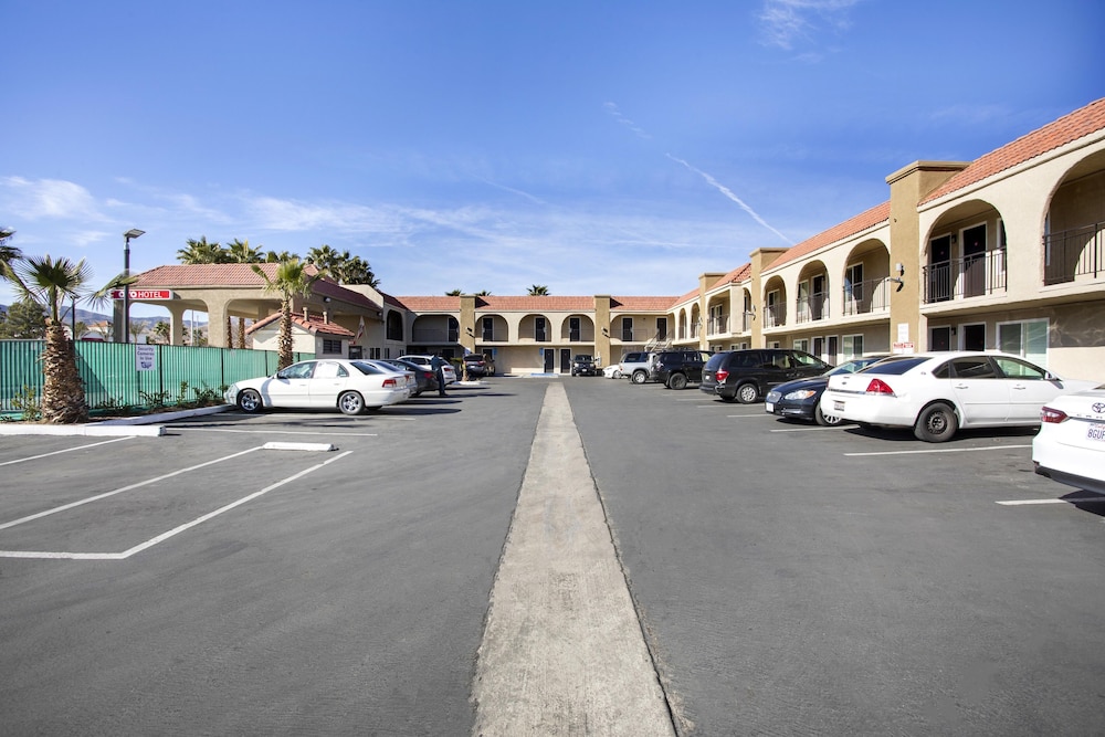 Hotel Palmdale Antelope Valley 34/44