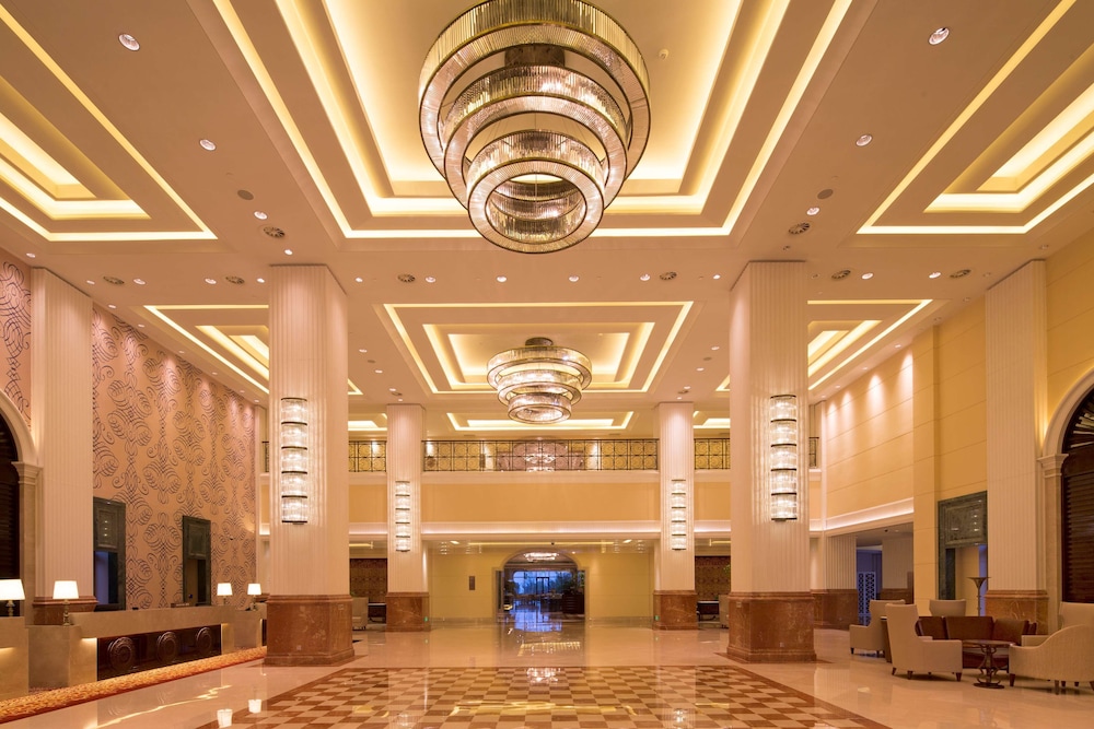 DoubleTree by Hilton Ningbo Beilun 5/58