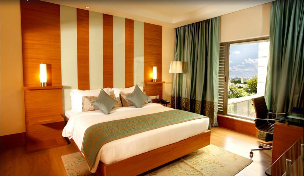 غرفة بزنس، Radisson Blu Hotel Chennai City Centre 3/4