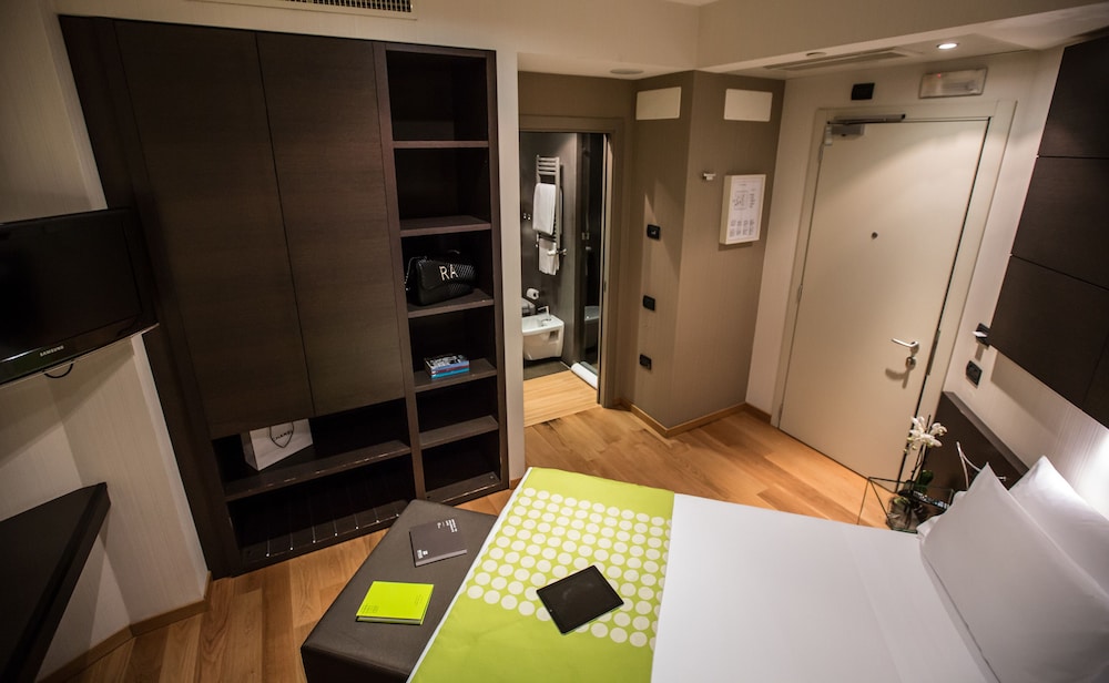 Best Western Plus The Hub Hotel 25/53