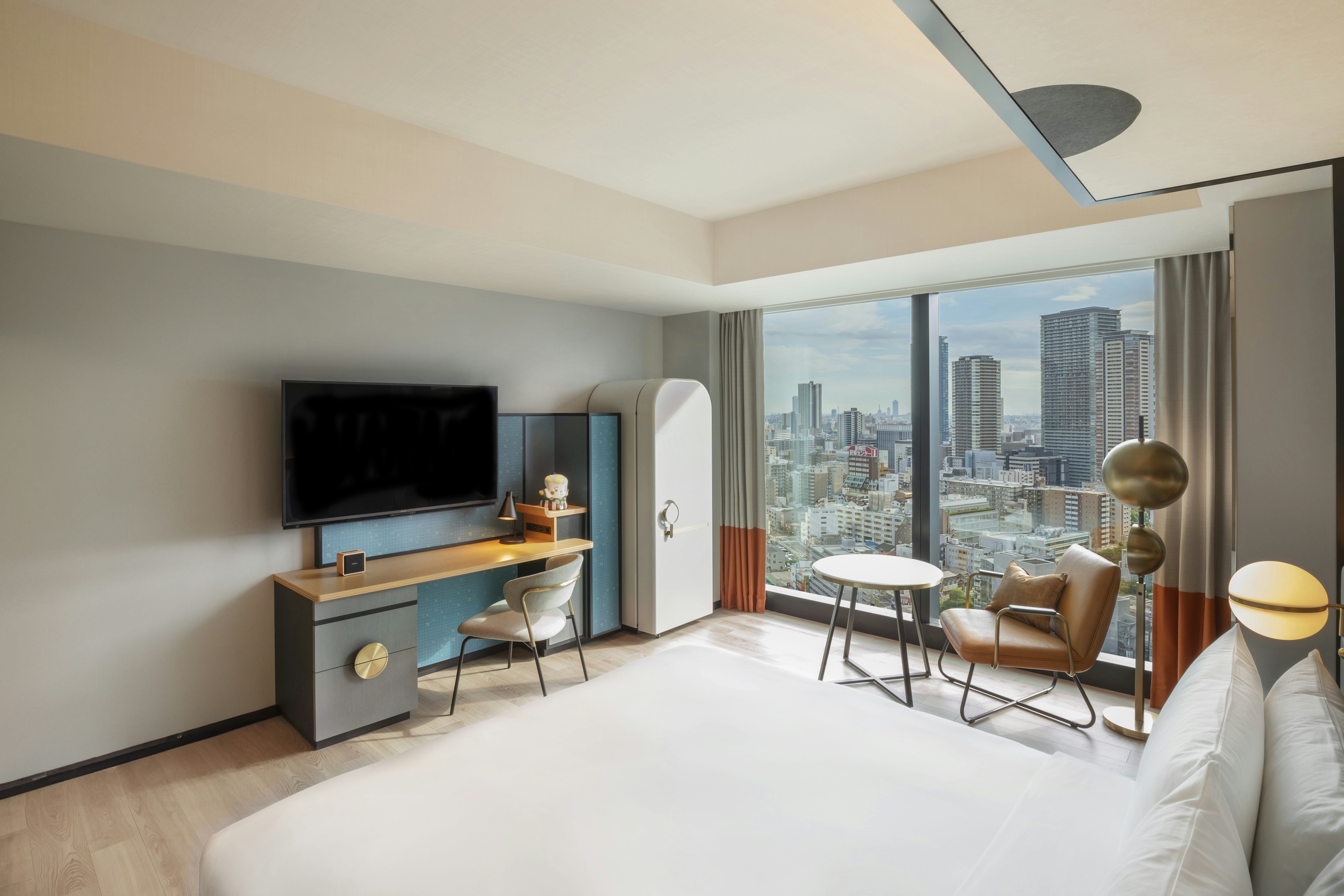 ROOM, KING BED, ACCESSIBLE