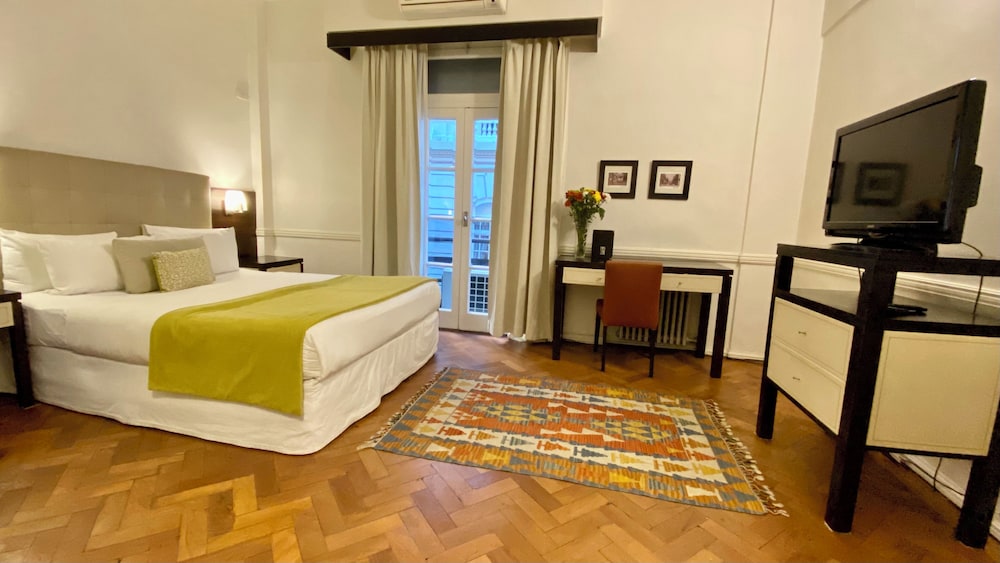 ULISES RECOLETA SUITES 12/64