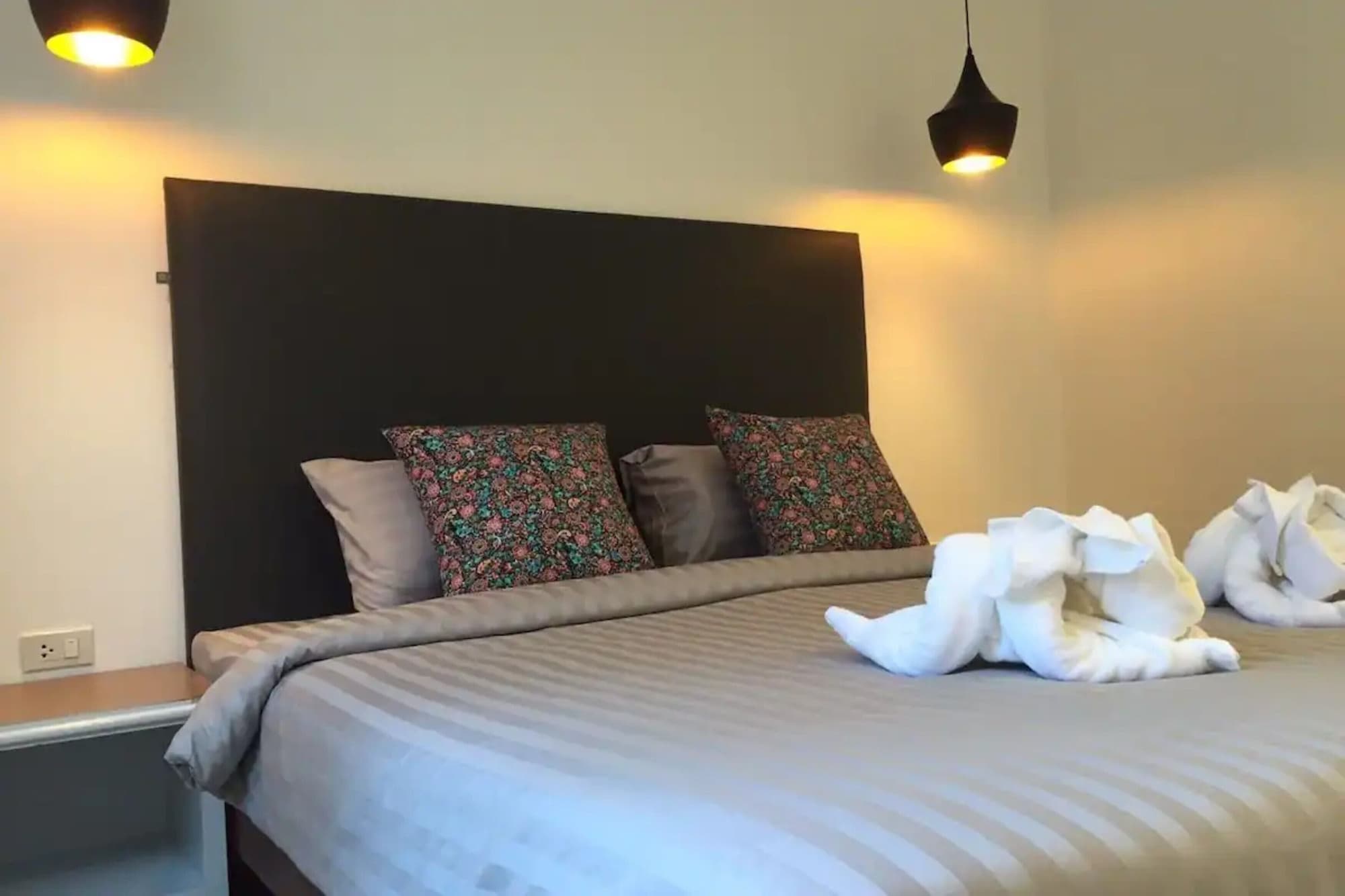 ROOM, DOUBLE BED, PRIVATE BATHROOM