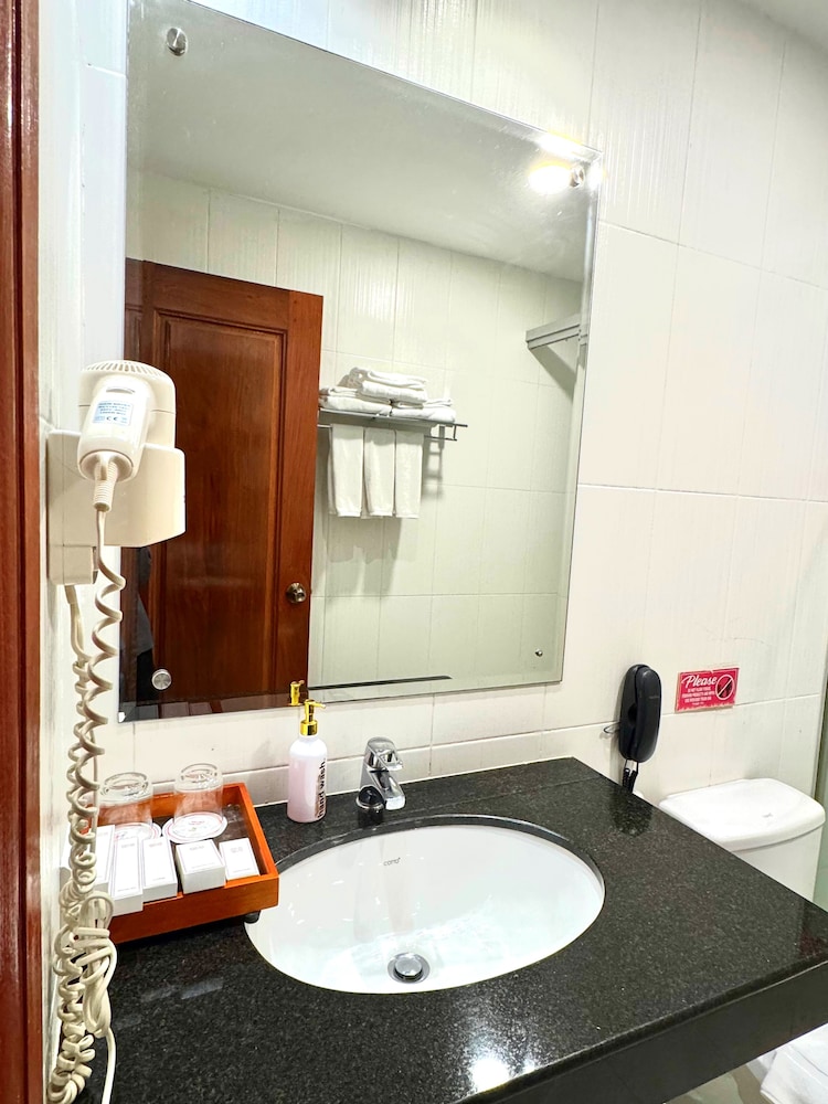 Asia Palace Hotel 46/50