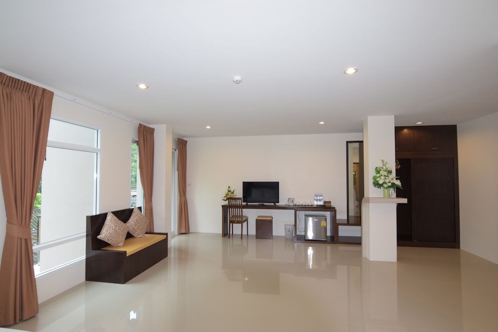 Peak Boutique City Hotel 40/62