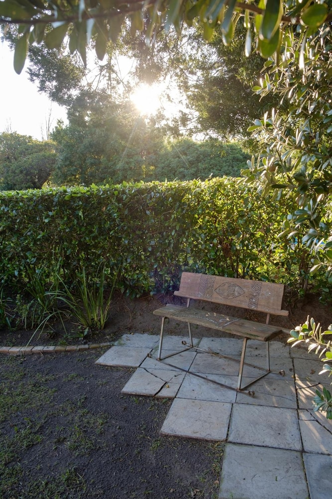 White Lodge Constantia Guest House 55/59