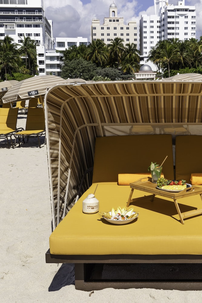 National Hotel Miami Beach 58/73