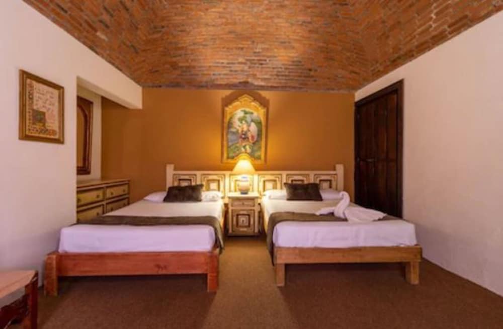 Hosteria Del Frayle 37/69