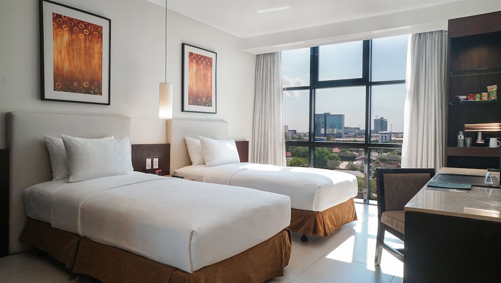 B Hotel Alabang 18/54