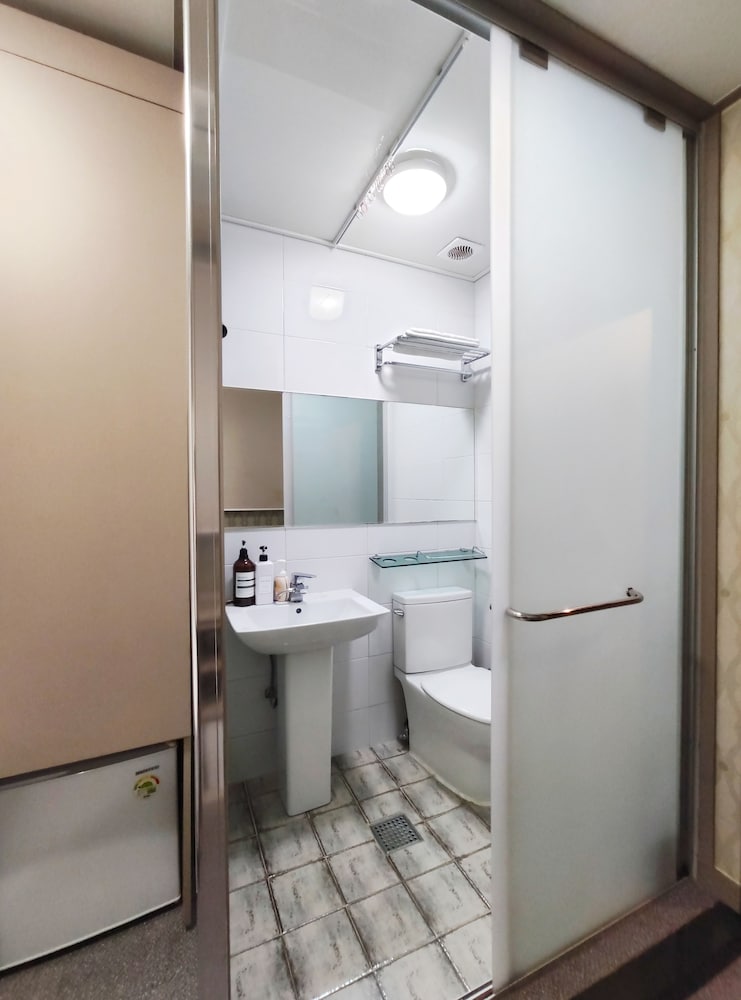 OYO Hostel Myeongdong 2 42/75