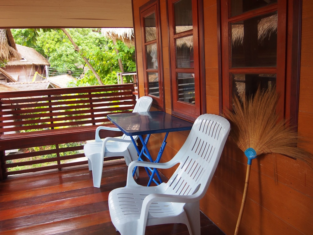 Coco Beach Bungalows 48/77