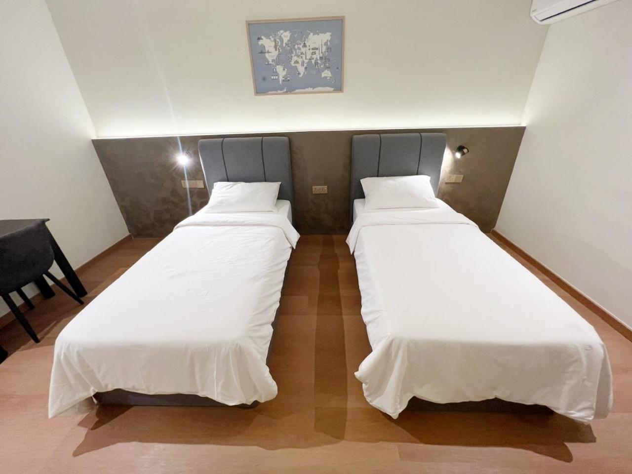 The Borneo Hotel 10/24