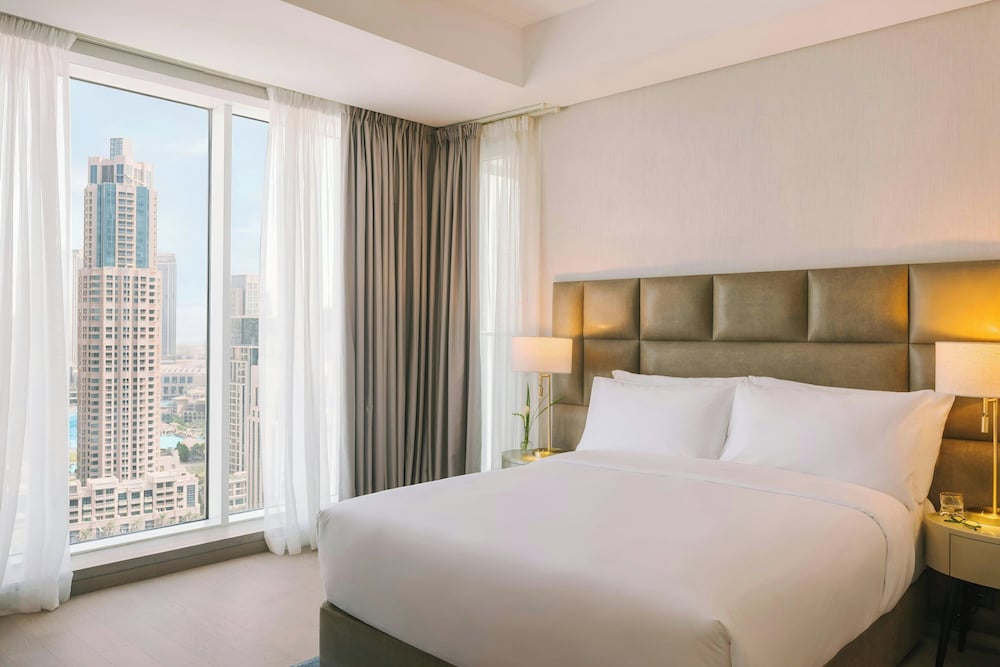 Aura Suites Downtown 11/48