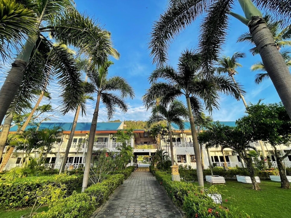 ANDAMAN LANTA RESORT 42/50